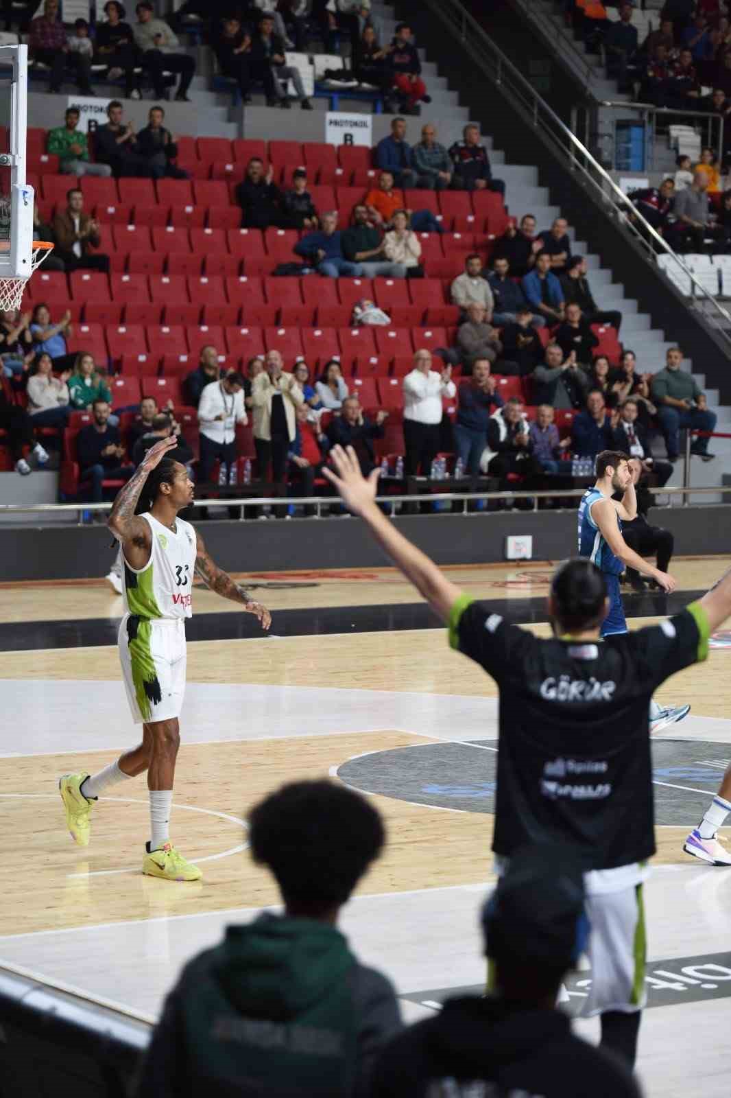 TBL Süper Ligi: Manisa BBSK: 81 - Türk Telekom: 67