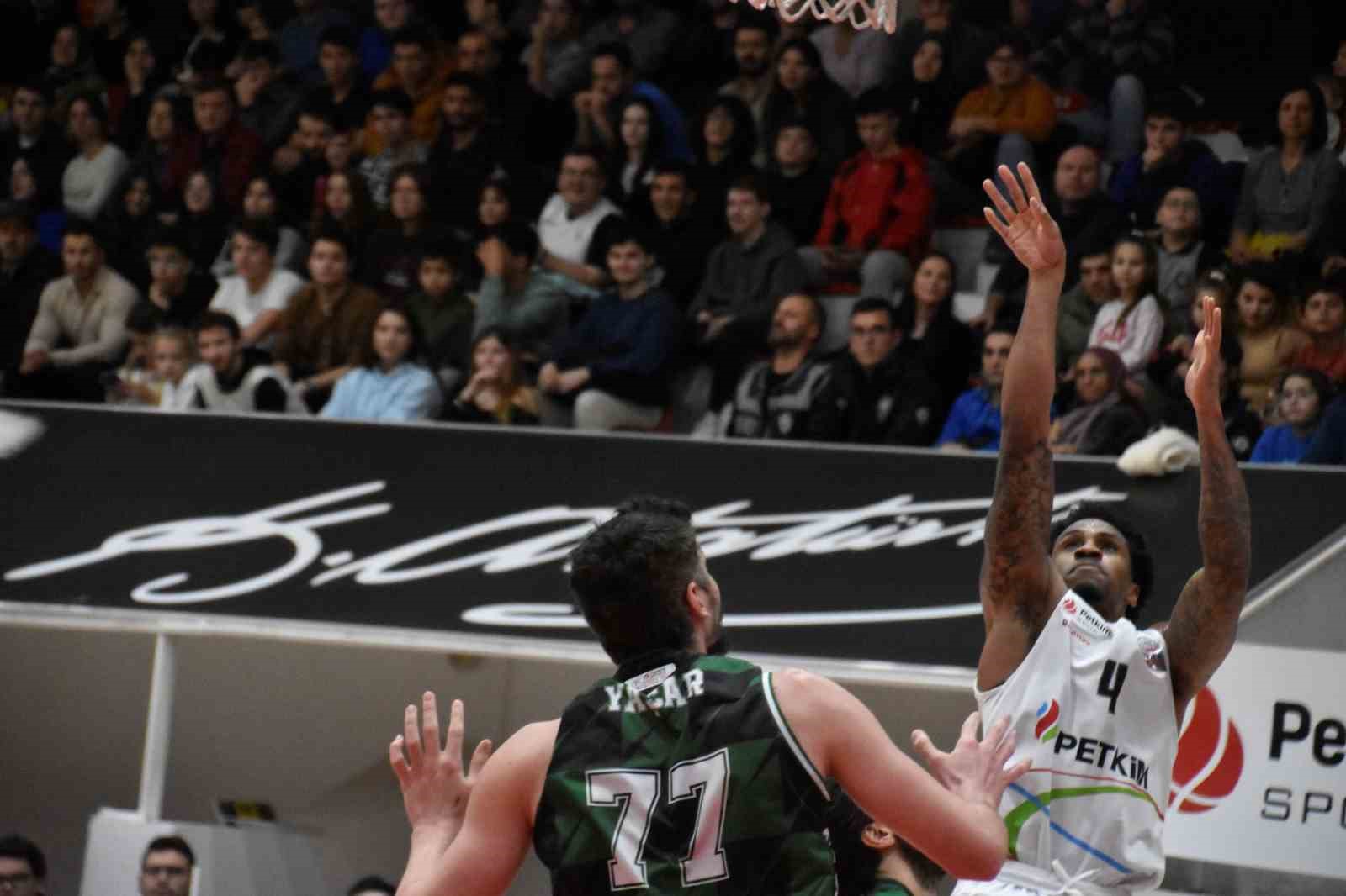 Türkiye Sigorta Basketbol Süper Ligi: Aliağa Petkimspor: 112 - Darüşşafaka: 78