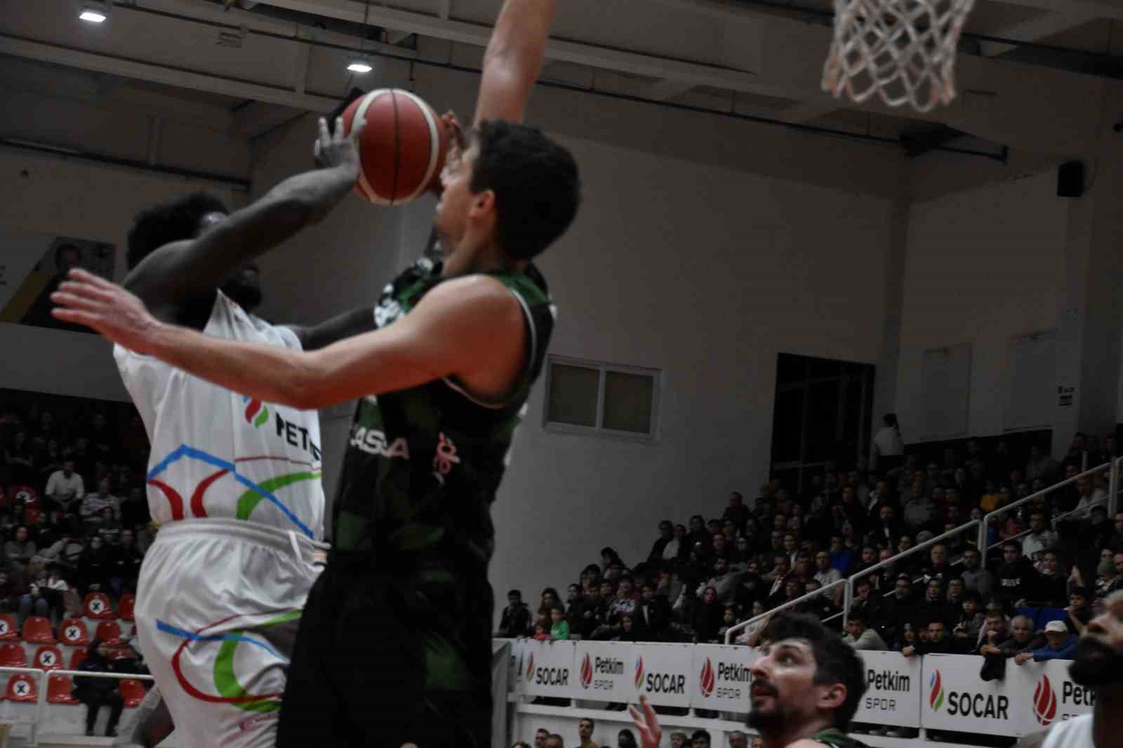 Türkiye Sigorta Basketbol Süper Ligi: Aliağa Petkimspor: 112 - Darüşşafaka: 78