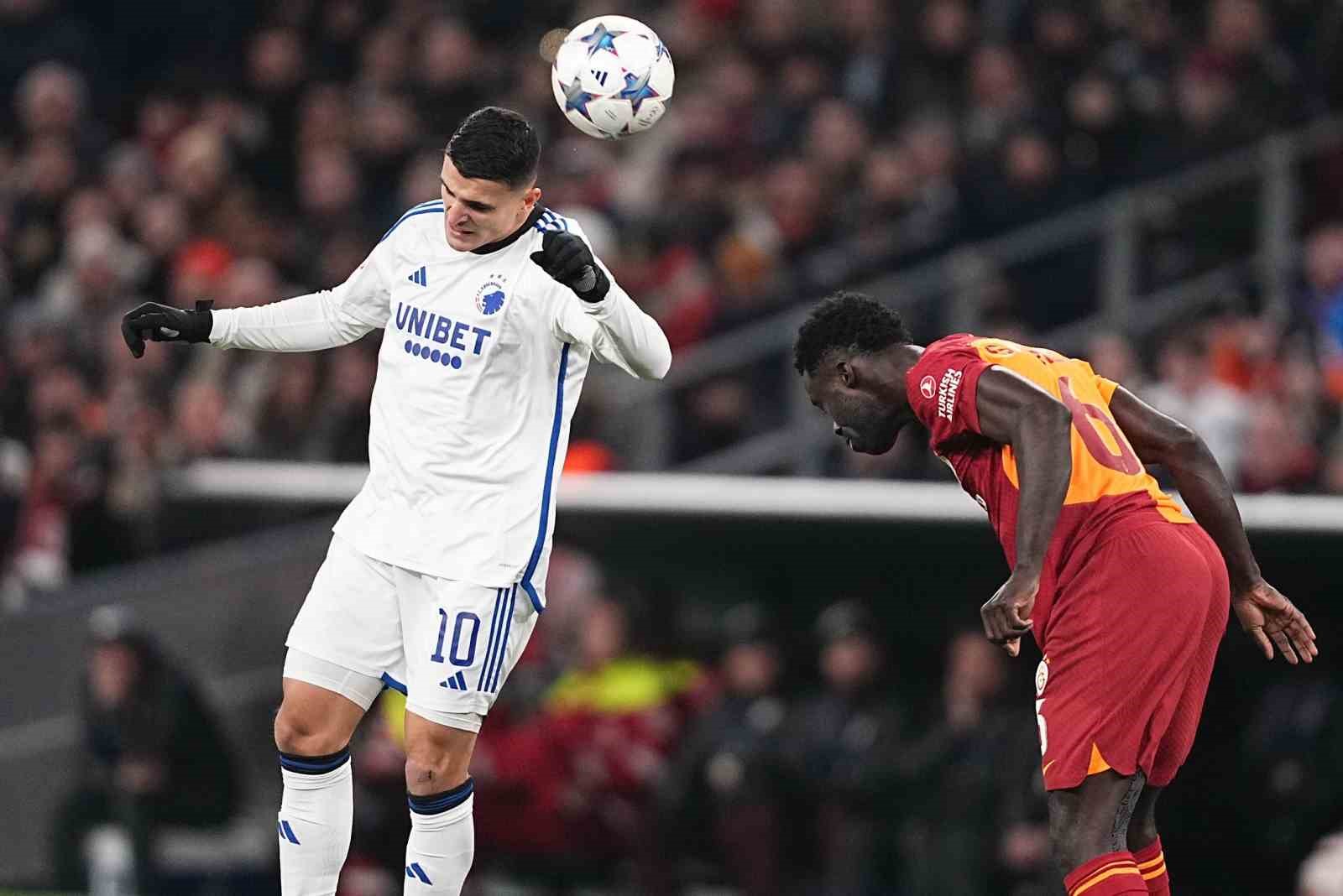 UEFA Şampiyonlar Ligi: Kopenhag: 0 - Galatasaray: 0 (İlk yarı)