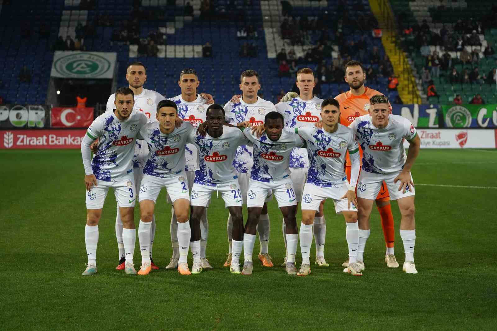 Ziraat Türkiye Kupası: Çaykur Rizespor: 4 - Bucaspor 1928: 0