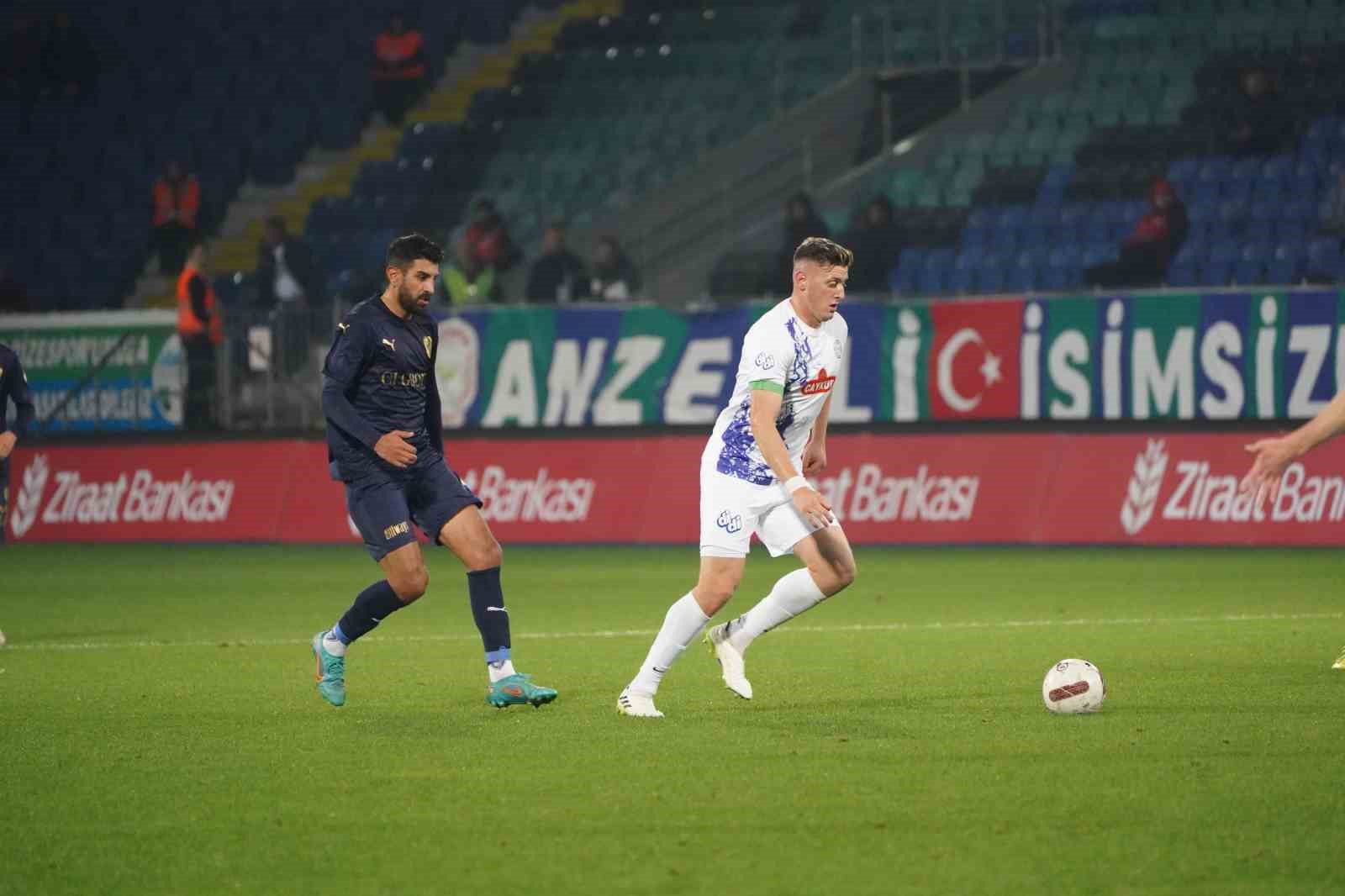 Ziraat Türkiye Kupası: Çaykur Rizespor: 4 - Bucaspor 1928: 0