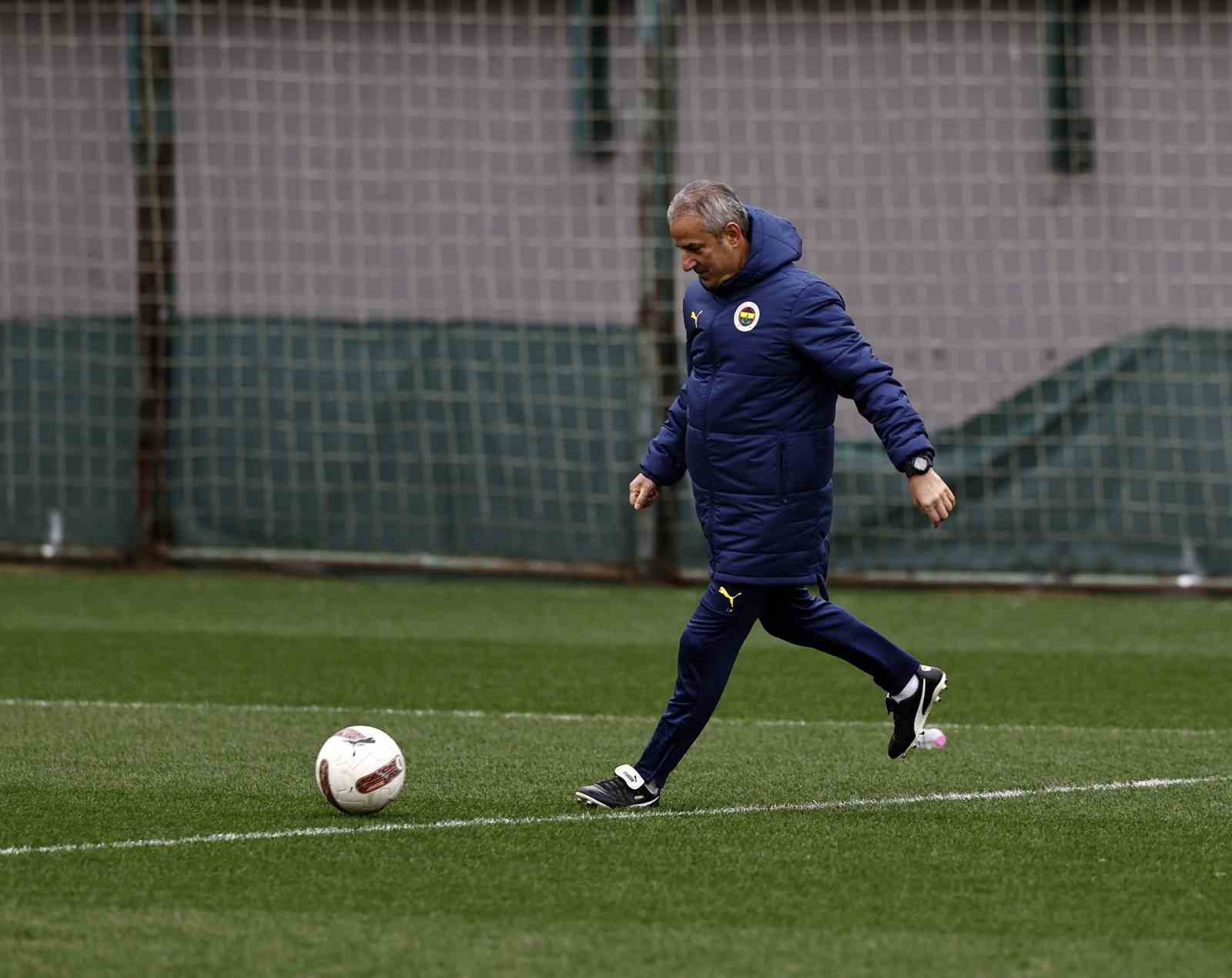 Fenerbahçe, Gaziantep Futbol Kulübü maçı hazırlıklarına başladı