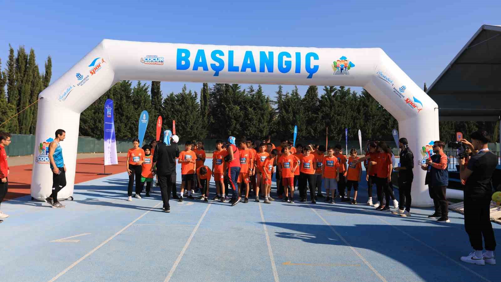 Başakşehir 4. Çocuk Maratonu’nda 4 bin 500 çocuk ter döktü