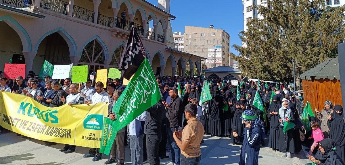 Van’dan ‘Aksa Tufanı’na destek konvoyu