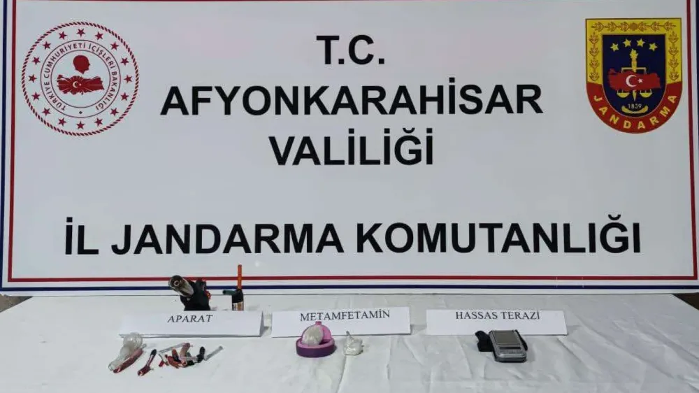 Uyuşturucu Taşıyan Şüpheli Afyon'da Yakalandı