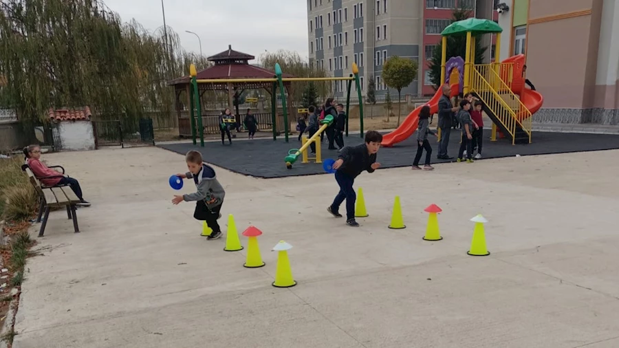 Afyon'da Minik Adımlardan Büyük Adımlara Atletizm Etkinliği Büyük İlgi Gördü