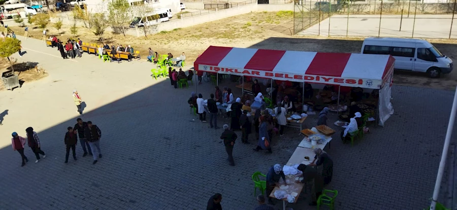 Işıklar Kadınları, Filistin için ocak başına geçti