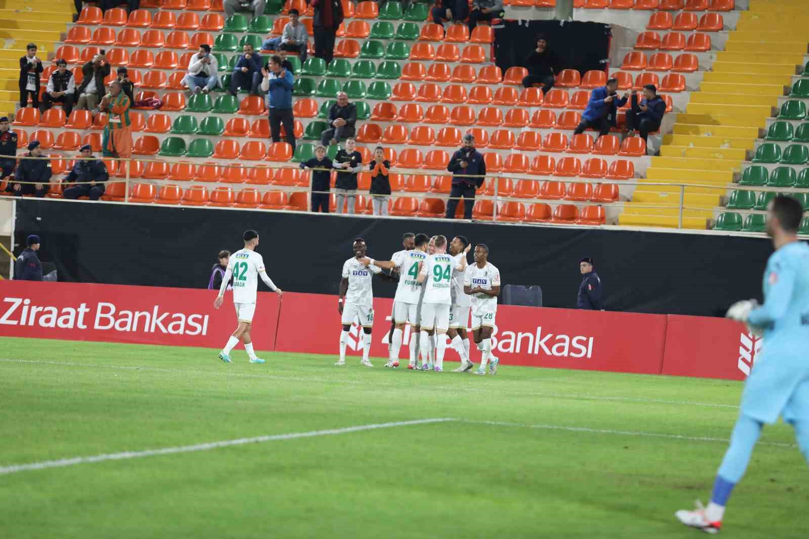 Ziraat Türkiye Kupası: Corendon Alanyaspor: 1 – Kocaelispor: 0