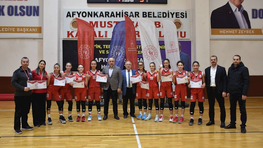 Okul Sporları Basketbol Yıldızlar Grup Müsabakaları Tamamlandı