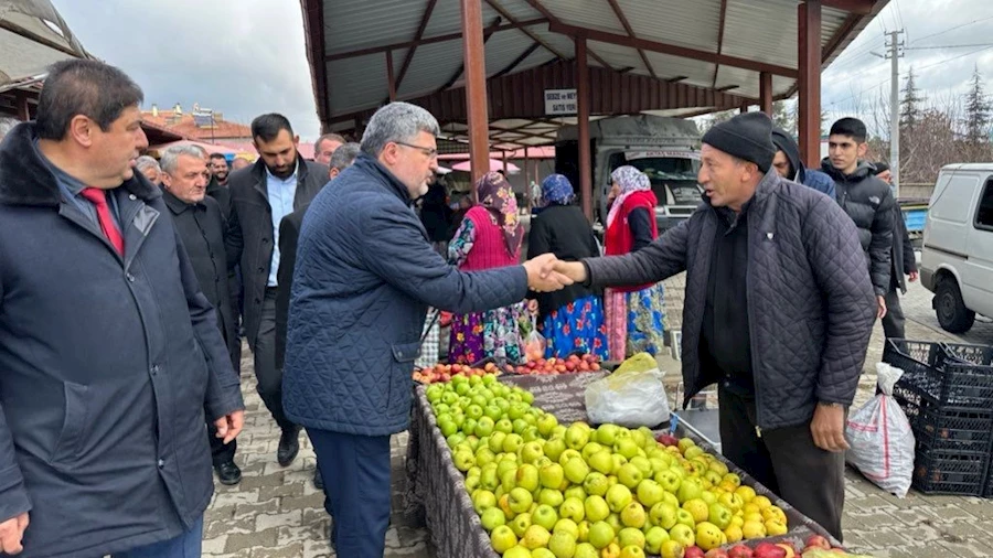 Milletvekili Ali Özkaya, Seçim Programı Kapsamında Beldeleri Ziyaret Etti