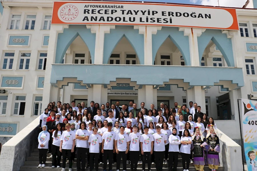 Recep Tayyip Erdoğan Anadolu Lisesi'nde TÜBİTAK 4006 Bilim Fuarı