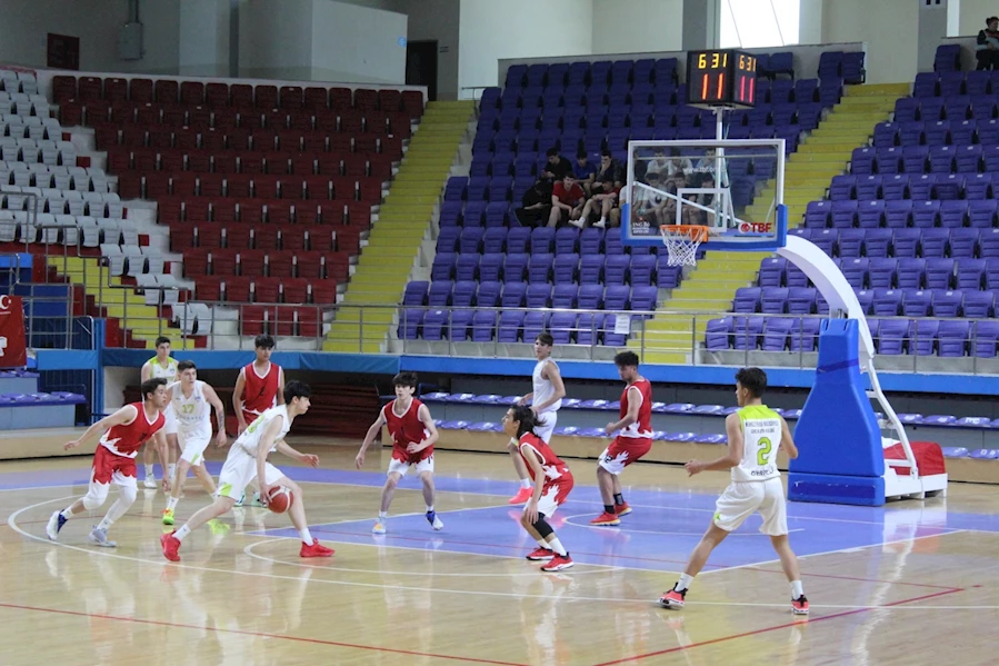 Afyonkarahisar'da U-18 Basketbol Anadolu Şampiyonası