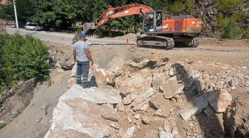 Alanya kırsalında yol bakımları sürüyor