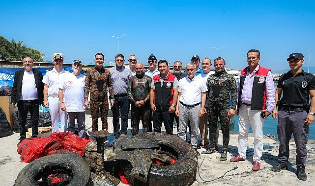 Aliağa’da Deniz Dibi Temizliği Yapıldı