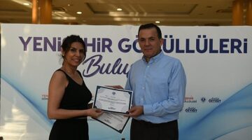 Başkan Abdullah Özyiğit, Yenişehir Gönüllüleri ile buluştu