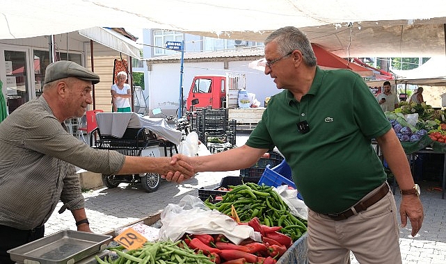 Başkan Topaloğlu’ndan pazar esnafına ziyaret