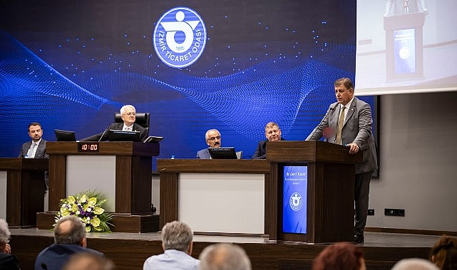 Başkan Tugay İZTO meclis toplantısına katıldı “Bu şehirdeki canlı cansız tüm varlıkların hizmetindeyim”