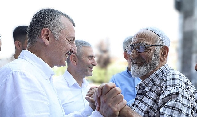 Büyükşehir Belediye Başkanı Tahir Büyükakın, tüm babaların Babalar Gününü kutladı “Sessiz kahramanlarımızın günü kutlu olsun”