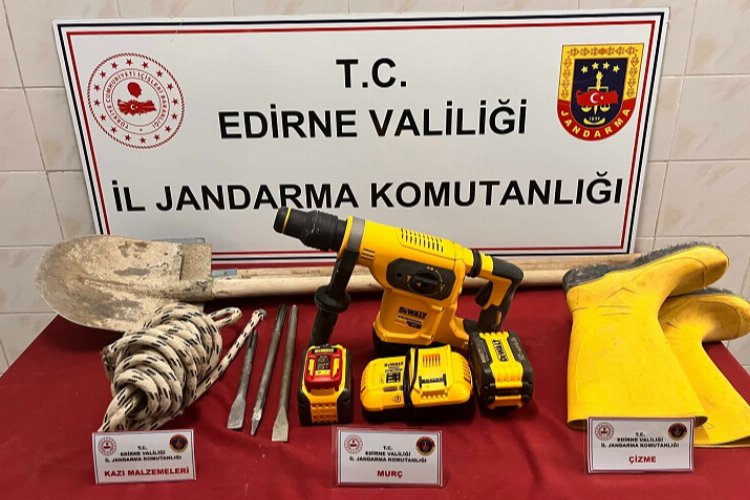 Edirne Enez’de kaçak kazı yapan şahıs yakalandı!