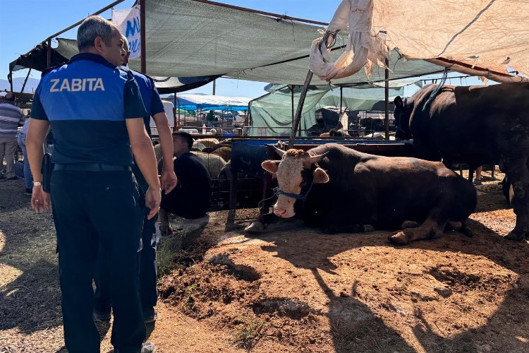 İzmir Çiğli’de bayramlık denetimlerine devam