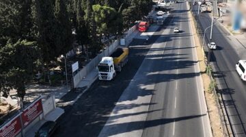 İzmir’de bayramda da yol çalışmaları hız kesmedi