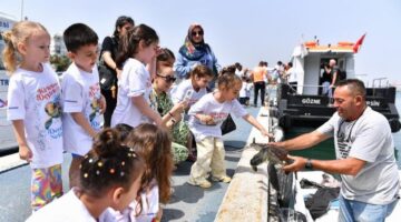 Mersin’de miniklere deniz temizliğinin önemi anlatıldı