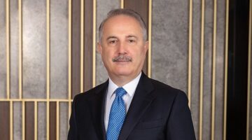 VakıfBank’ın Milli Ekonomiye Katkısını 8 Kat Artıran Abdi Serdar Üstünsalih Güven Tazeledi