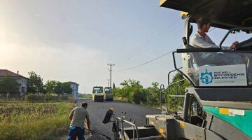 Yollar ve kaldırımlar bayrama hazırlandı