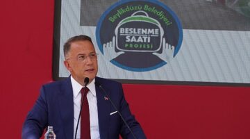 Beylikdüzü Belediye Başkanı Mehmet Murat Çalık, Cumhuriyet Halk Partisi’nin Eğitim Maratonu etkinliğinde konuştu