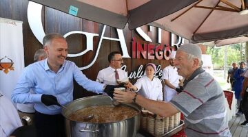 Gastro İnegöl Mutfağından Aşure İkramı