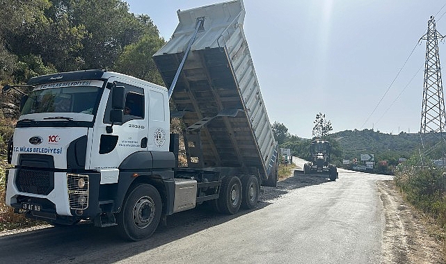 Milas Belediyesi ilçemizin farklı bölgelerinde yoğun çalışmalar gerçekleştiriyor.