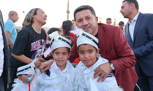 Nevşehir’in il oluşunun 70. Yıl dönümü dolayısıyla Kayaşehir’de düzenlenen tören büyük ilgi gördü