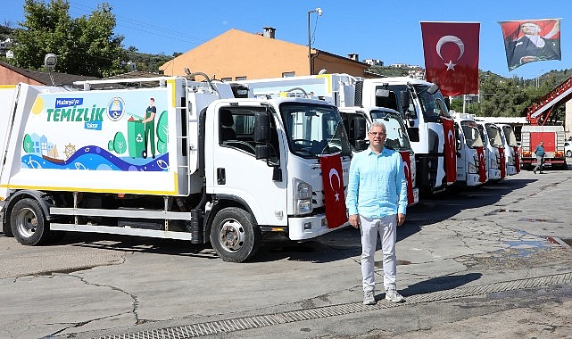 Temizlik hizmetlerini daha hızlı ve verimli hale getirmek amacıyla araç filosunu genişleten Mudanya Belediyesi, 15 Haziran – 15 Temmuz 2024 döneminde bir ay boyunca 5 bin ton evsel atık topladı