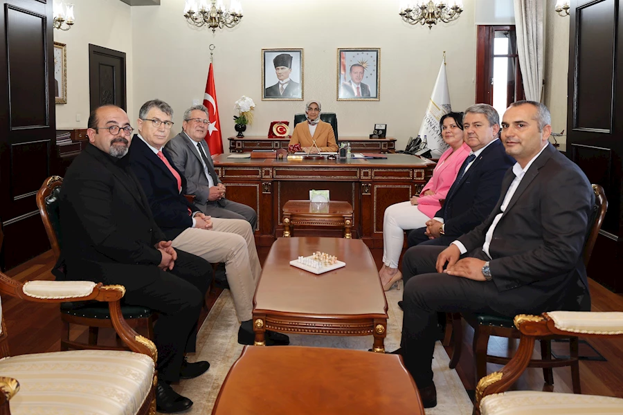 Afyon Basın Cemiyeti Derneği'nden Vali Yiğitbaşı'na Ziyaret