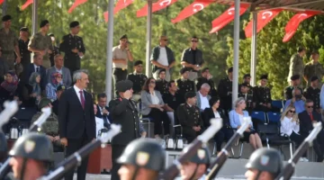 54. Mekanize Piyade Tugay’ında devir teslim töreni gerçekleşti