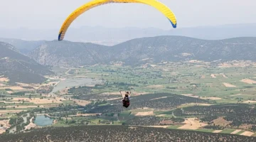 Bilecik’te yamaç paraşütü hazırlığı