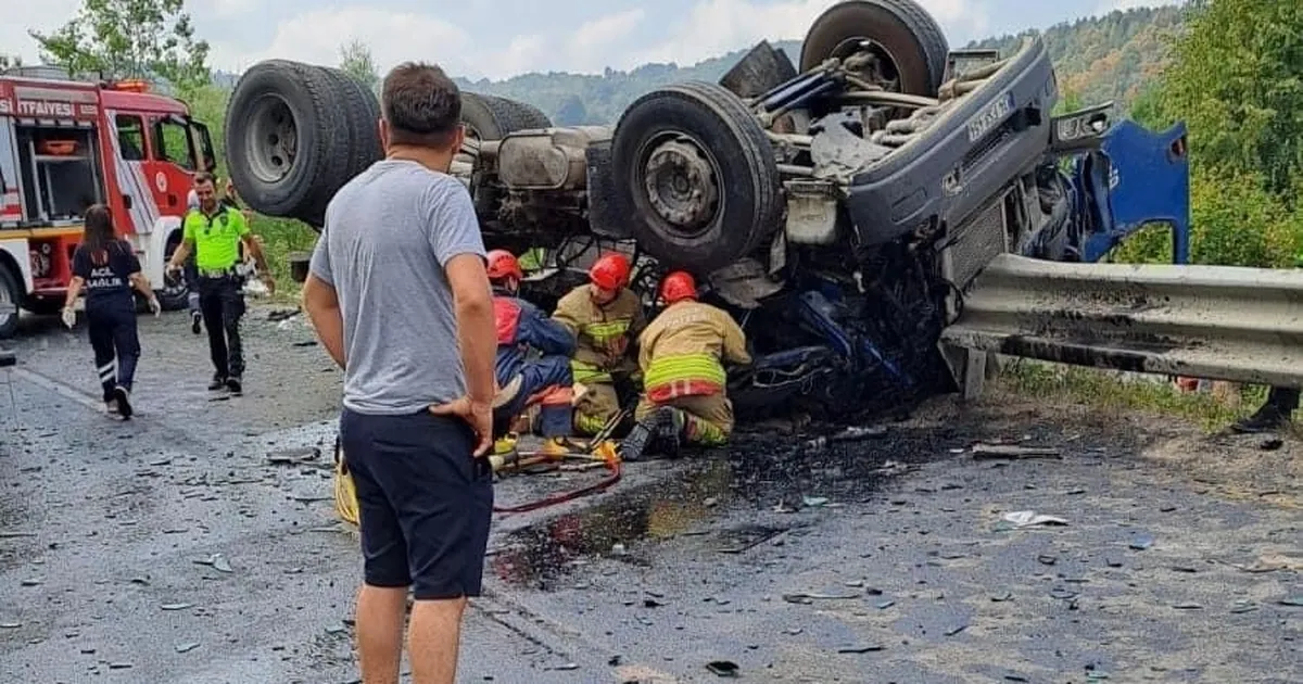 Bolu Dağı’nda feci kaza: 2 kişi hayatını kaybetti  