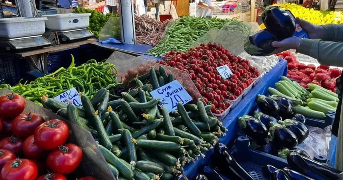 Bursa’da pazarın nabzı “Tuz Pazarında’’ atıyor