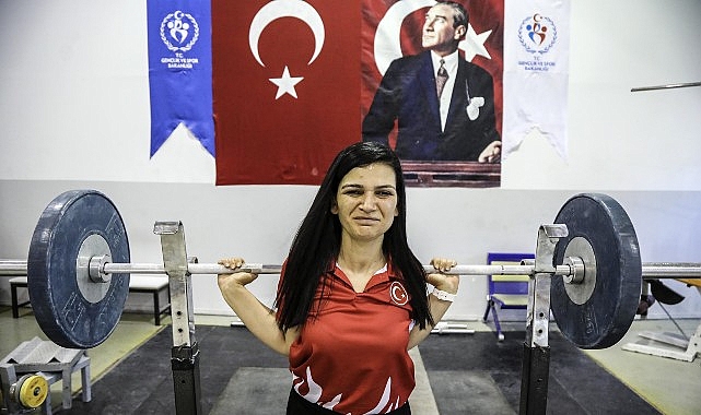 Çankaya Belediyesinin Görme Engelli Milli Sporcusu Bircan Şimşek Dünya Şampiyonasına Hazırlanıyor