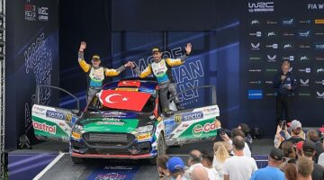 Castrol Ford Team Türkiye, Dünya Ralli Şampiyonası’nın Finlandiya ayağında Türk bayrağını podyumda dalgalandırdı