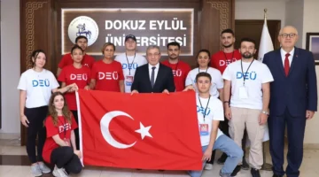 DEÜ öğrencilerinden Büyük Taarruz Vefası