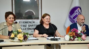 Didim Belediye Başkanı Hatice Gençay, yapılan promosyon ihalesi ile belediye çalışanlarının yüzünü güldürdü.