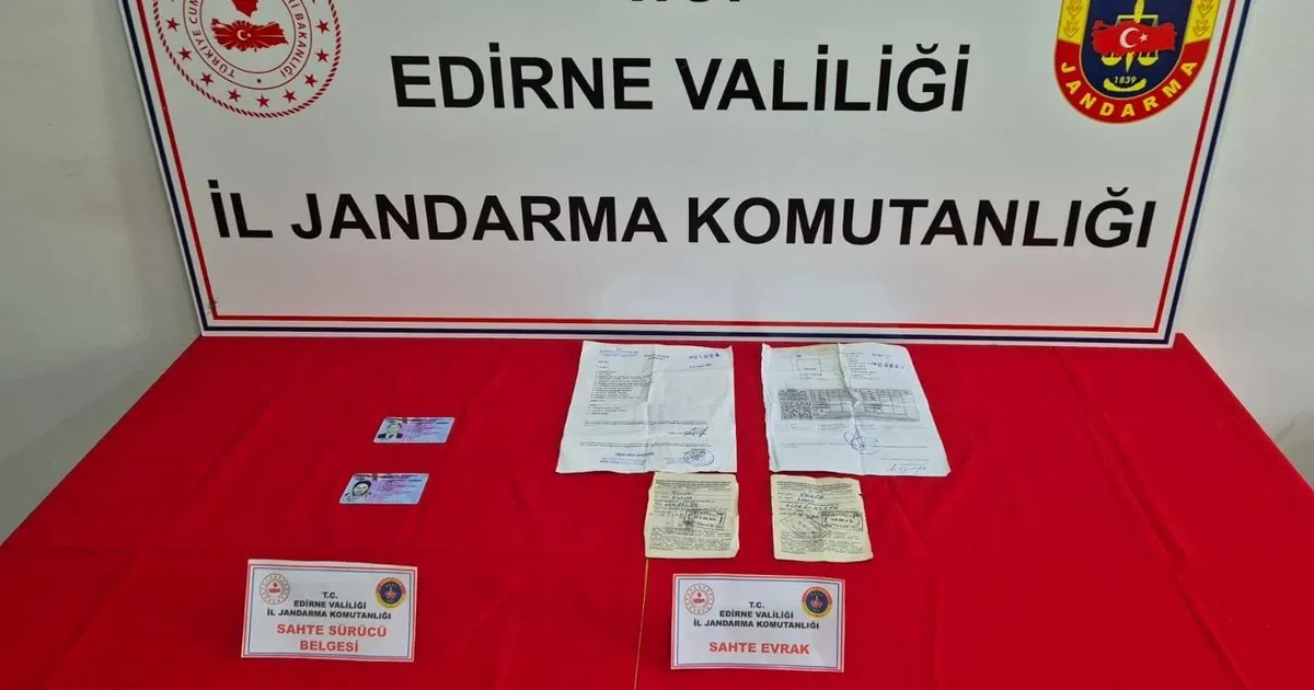 Edirne’de sahte belgelerle 3 kişi yakalandı