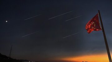 Gökyüzü tutkunları, yılın en etkileyici doğa olaylarından biri olarak gösterilen “Perseid meteor yağmuru”nu izlemek için Tarihi Kayaşehir’de bir araya geldi.