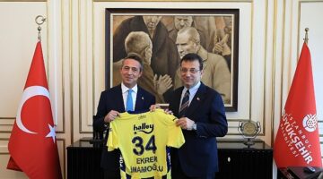 İBB Başkanı Ekrem İmamoğlu, Fenerbahçe Spor Kulübü Başkanı Ali Koç’u ve yeni yönetim kurulu üyelerini Saraçhane’de ağırladı