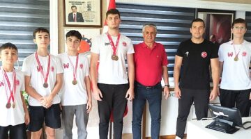 Kemer’in gururlarından Başkan Topaloğlu’na ziyaret