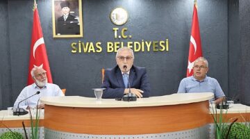 Sivas Belediyesi bünyesinde sosyal yardım faaliyetlerini sürdüren Hayat Ağacı Derneği’nin 4. Olağanüstü Genel Kurul Toplantısı gerçekleştirildi