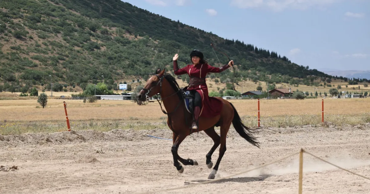 Talas’ta atlı okçuluk heyecanı