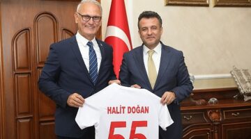 THF Başkanı Kılıç: “Hentbolu Türkiye’nin dört bir yanına yaymayı hedefliyoruz”